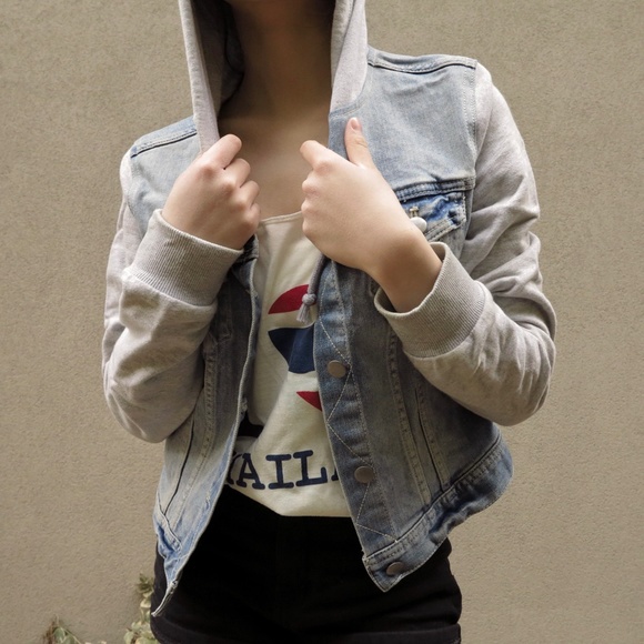 Hybrid cotton & denim jacket - Picture 2 of 3